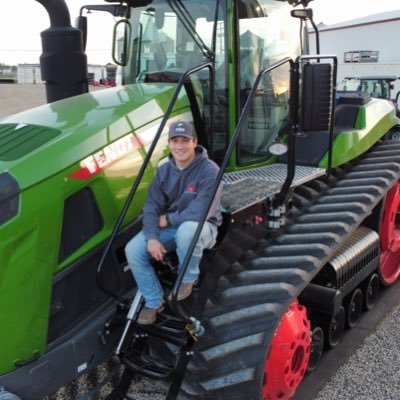 U of S Commerce Graduate - Full Line Ag