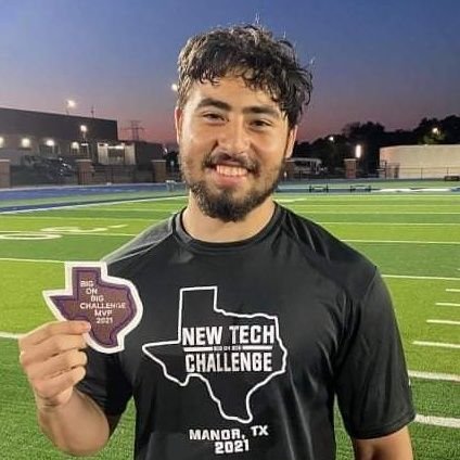 Regional & State Champ HS Powerlifting
220 lbs, 5'10, LB, FB
3.75 GPA, 1250 SAT
Texas State Powerlifting