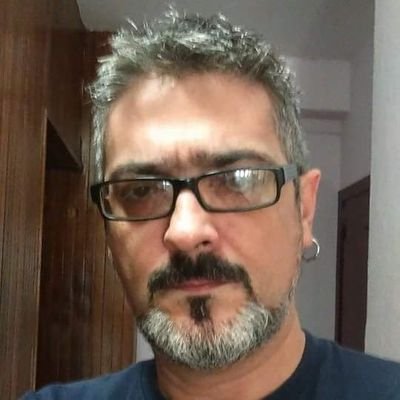 Candidat a Gestor Cultural i Treballador del Teatre Nacional de Catalunya.