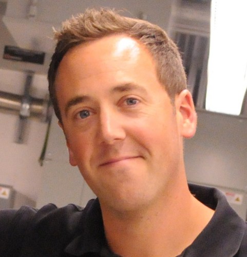 VP of Commercial Sales @Distributel @ThinkTel_Canada.  Fisherman, squash player, family man.  A true fan of commerce, and heavy metal.