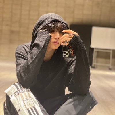 saturda63768407's profile picture. 