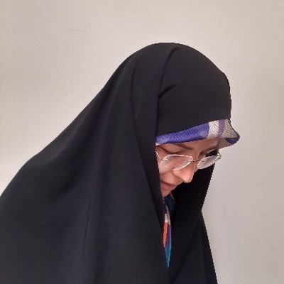 ،همسر💑 مادر،👨👩👦 اهل شمال🌾علاقمند به علم اخلاق📚عاشق طبیعت🏝