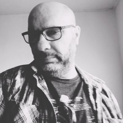 Ricardo007FB's profile picture. Economista por Acaso 
Pedagogo
Escritor Amador
& Rockeiro
Heavy Metal is the Law!