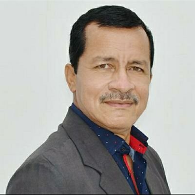 FelixProductor's profile picture. Músico/Arreglista/Productor de la ciudad de Quevedo - Ecuador
Fundador de La Orquesta Patrulla 7 de la 7BI Loja
Actualmente es integrante del Trío Latino. 1993