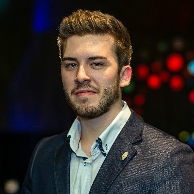 🇩🇪 & 🇬🇧 Caster for RL | CSGO | PUBG -
Radio Moderator 🎙
Caster for @SPORT1eSports @ATNattax @eslcs @BeingEsports //
Video Journalist // Request per DM