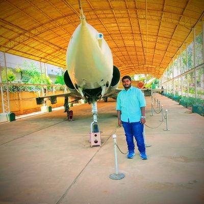 BHARATH13007635's profile picture. ☮️💖MSD🖤💫
✨🌍EX-ALVASIAN🤍
😇12th july 🌍