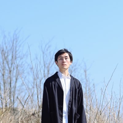 舞台演出家。ダンスと演劇のあわいで活動している。砂と水玉@sunatomizuの演出家/ゲッコーパレード@geckoparadeメンバー/ぜろ式@zeroshiki_improメンバー(アイコン写真:金子愛帆@manaho96)