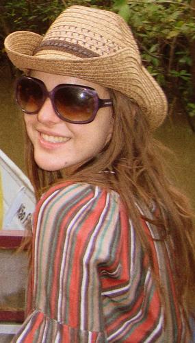 Tamarabrant's profile picture. Podemos ir muito mais longe depois de pensar que nao se pode mais.