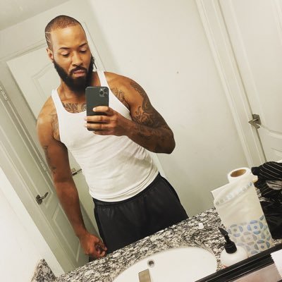 Zeusx_x_x's profile picture. Allah is first