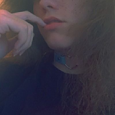 does_rin's profile picture. girl that do code and 3D art.

''that one lesbian''

i like women