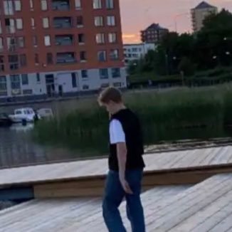 Jag är 14 år och vill börja med affiliate. Tips mottages gärna.