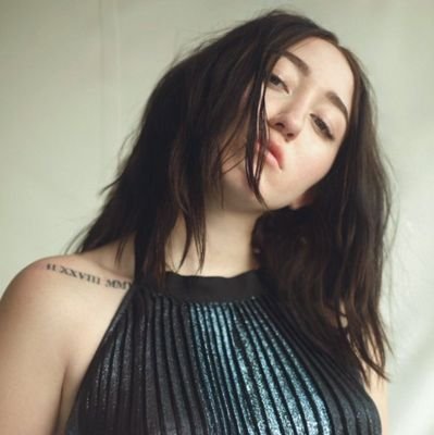 || Pictures, gifs and videos of Noah Cyrus ||