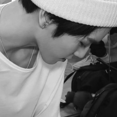 NZfFH7uPVCs0bI8's profile picture. 