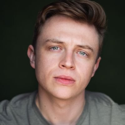 tomhodge_98's profile picture. |Actor|Writer|2020 Grad| Spotlight Pin: Rep'd by @mark_jermin_mgt https://t.co/ra36Nq803J
Born and Raised in the North. Living in LDN.