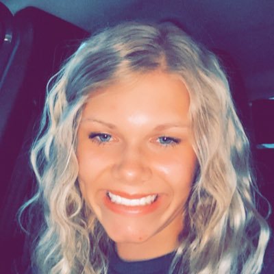 madilyne022603's profile picture.