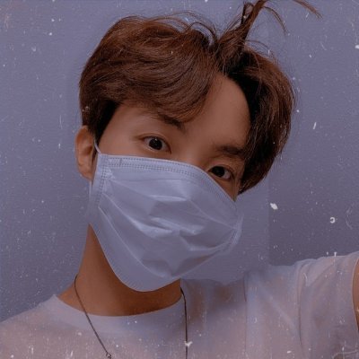 Nunca creí que fuera tan difícil vivir aquí en mi propia piel.
-Mila, 'En mi propia piel'
|
Soy una Hada Asesina.🧚
@Killer_Fairy16 y @Naygreen_94 en Wattpad.