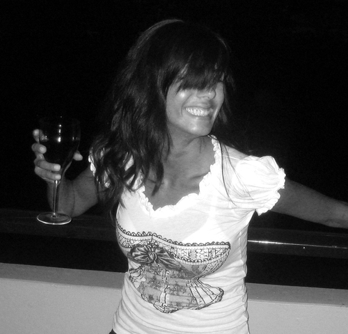 DoThisDoThat's profile picture. Special projects + events inspired by life and celebration.