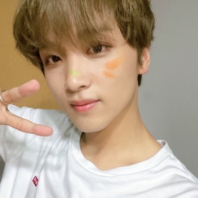 haeIios's profile picture. 