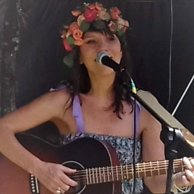 Ethereal boho folk-poet.  
Tickets to 2nd Nov at Bristol Fringe: https://t.co/Wl6KhcPs2h