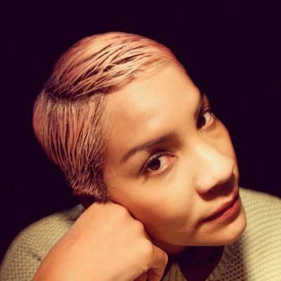 SonixGr's profile picture. Me interesa la vida, los acontecimientos que impactan a la sociedad y las nuevas tecnologías. 🎧Podcast @HistoriasExtranjeras 💜✈️