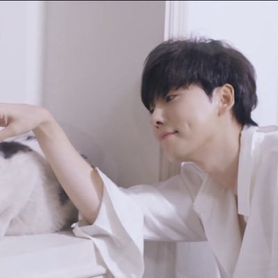 winner, 2018 | santa x rikimaru, 2021 | from hanoi, vietnam 🎐
