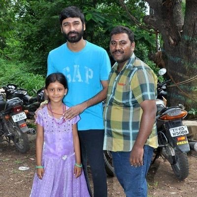 நாமக்கல் மேற்கு மாவட்ட செயலாளர். என்றும் தலைவன் @dhanushkraja ❤அண்ணன் மட்டுமே.😍