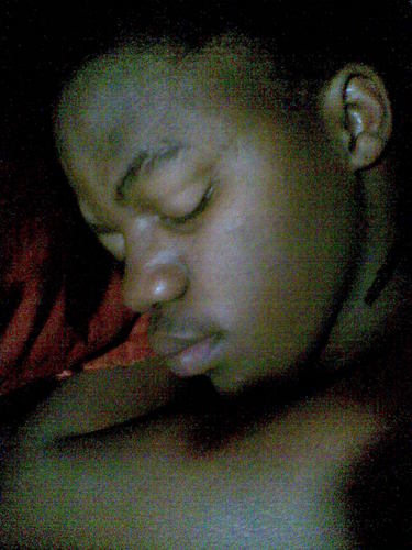 Araphatt's profile picture. 100% Xhosa, am a brother to sister and bru, am a son to my mom and dad, a friend to my anemies!!!!!!!!!!