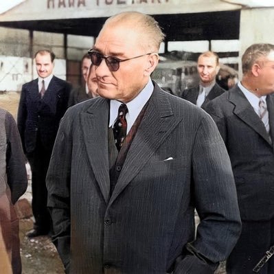 ayyz_b's profile picture. 