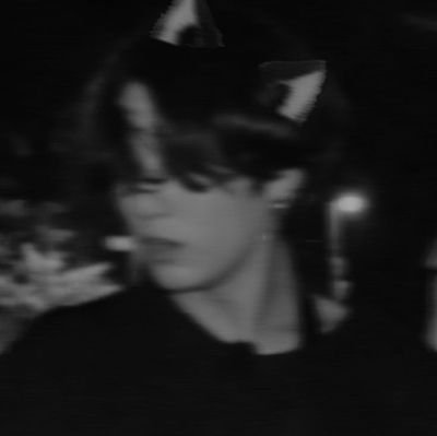 AdrianQuiroz02's profile picture. me encanta la astronomía y la filosofía ❤️✨