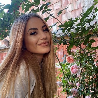 AnasLaroche2's profile picture. Prenons la vie du bon côté.