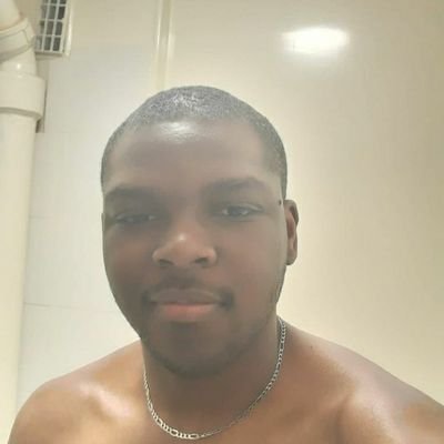 MajinViin's profile picture. 