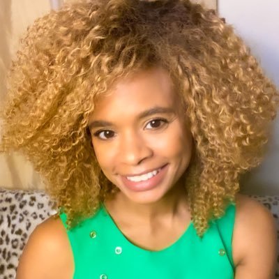 Mariah Curly Unit in Blonde's Code & Price - RblxTrade