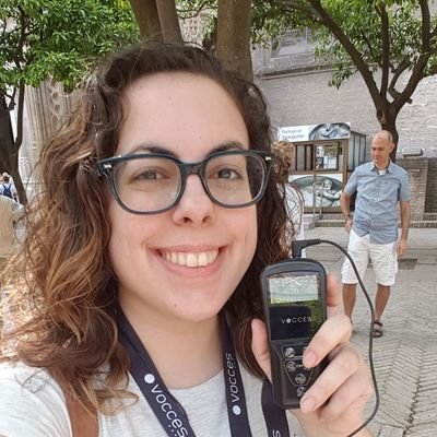 Mamá de Marcelo, tata de mi pequeño gran amor, enamorada, profe y crucera. ¿Se puede amar más?