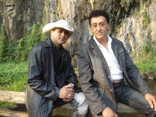 OLA FAS DE NOSSA DUPLA OBRIGADO BRASIL VENHA OUVIR NOSSAS MUSICAS  
NO PALCO MP3 PAULOHENRIQUEEVASCONCELOS .COM.BR VENHA  BAIXAR GRATIS NOSSO NOVO CD