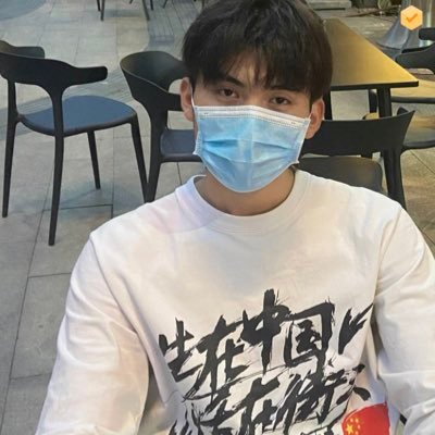 charmin33676108's profile picture. 有对象 我很爱（可换正装/熟男资源）