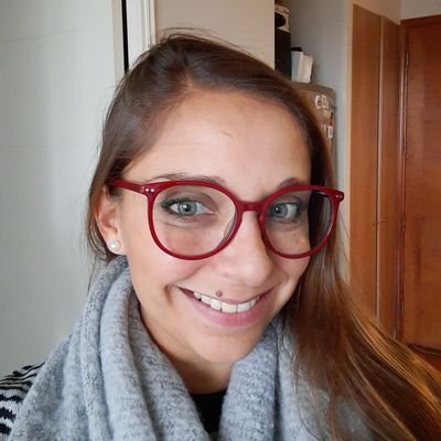 Lectura interesante, música, familia y amigos..
Cada día tiene su afán
