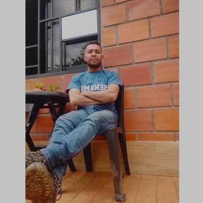 leusebastian's profile picture. Constantemente con ambivalencia hacia los nombres terminados en -an. 
POTTERHEAD