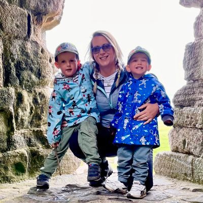 Mum of 2 boys, Paediatric Nurse 💜 Mission to make a change - limb difference care and awareness