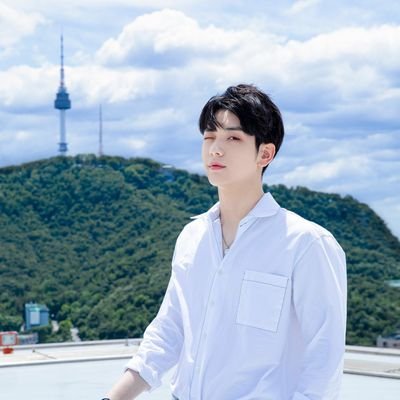 Biiin2000125's profile picture. 