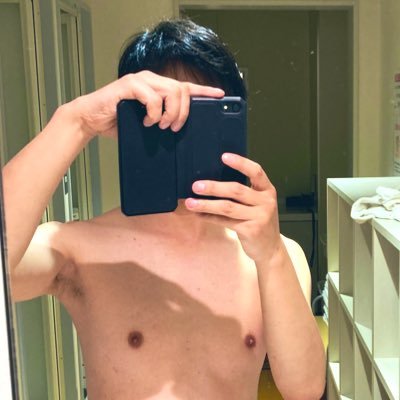 ヤリモク垢です。172#62#3X でエロい事が好物です。 P18ちょいの上反りでいいところに当たるらしい(笑) 複数やハメ撮りしませんかー?On PrEP/NM大歓迎🤤 ※女は即ブロックします。不定休(平日休み)なのでご注意ください。INFJ-T