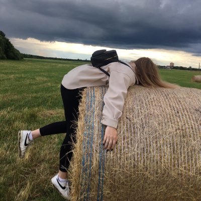 Nikdy nevím, co vlastně chci♎️. |jim|cvičim|žiju|studuju|pracuju|😚✌🏻