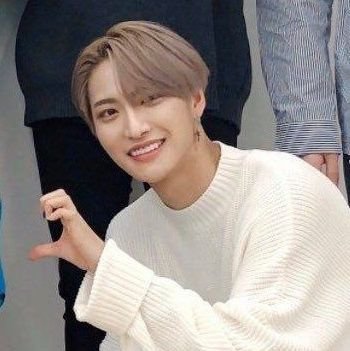 28. Hago cosos de resina. Mainly kpop. ✨🌸 8 MAKES 1 TEAM.
The Seonghwa to my Hongjoong, @Neeeims ☀Sunshine🐱.