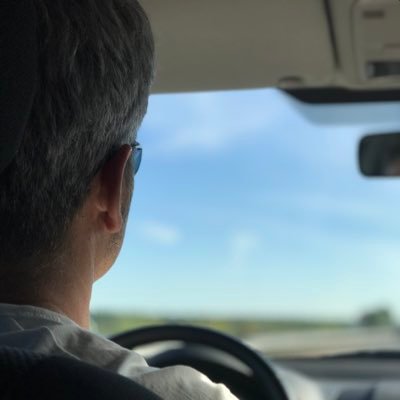 Kazetaria. Journalist. Periodista. Desde las trintxeras de la información local, inmerso en la actualidad municipal de Vitoria-Gasteiz.