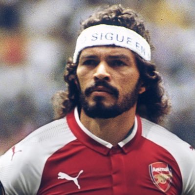 OuWeebtmr693's profile picture. une calzone chienne.