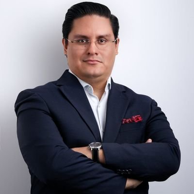 Perseverar para lograr. Si no conoces la historia, estás destinado a repetirla. El miedo es siempre el mayor enemigo del progreso.