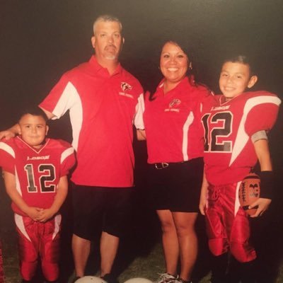 Coach 🏈🎾 | Teacher | Husband | Father to Christopher & Christien | azlobos4@gmail.com