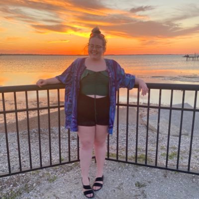 mayaruwarner13's profile picture. live, laugh, love