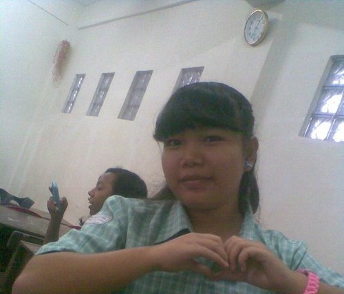 I went to budi murni 2,medan indonesia
I am a sweet girl and good-hearted
I love Justin Bieber because he is very handsome,cool and multitalented