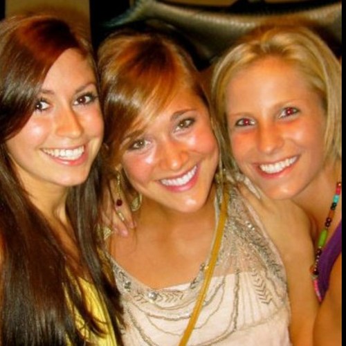 ashamarieanand's profile picture. 