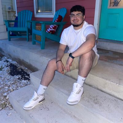 JohnnyOjeda13's profile picture. snap. johnny11051👻/ ig. johnnyojeda_22